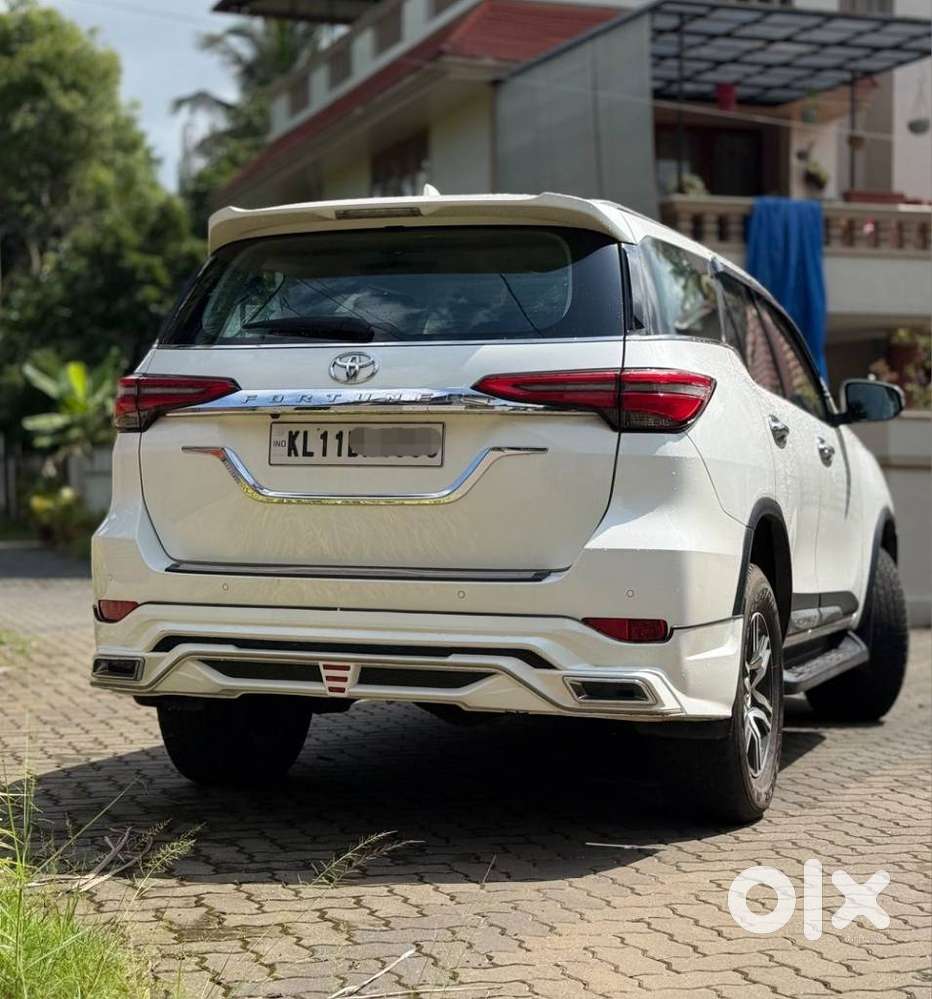 Toyota Fortuner 4x2 Mt 2.7 Petrol, 2022, Petrol