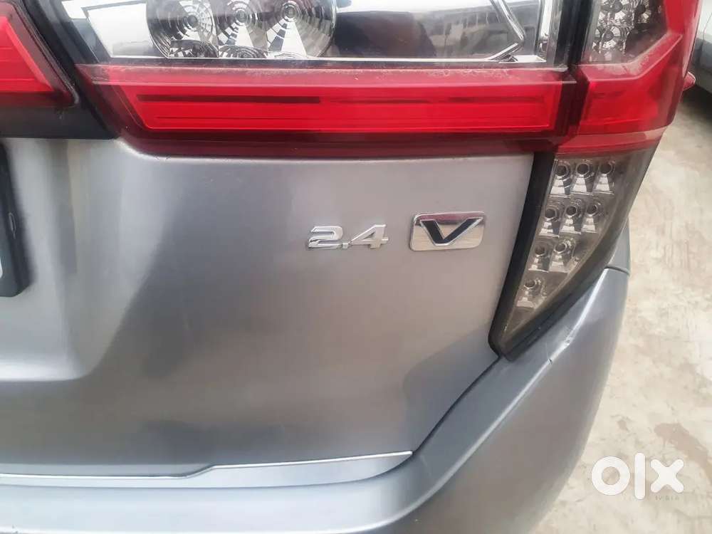 Toyota Innova Crysta 2019 Diesel 145000 Km Driven