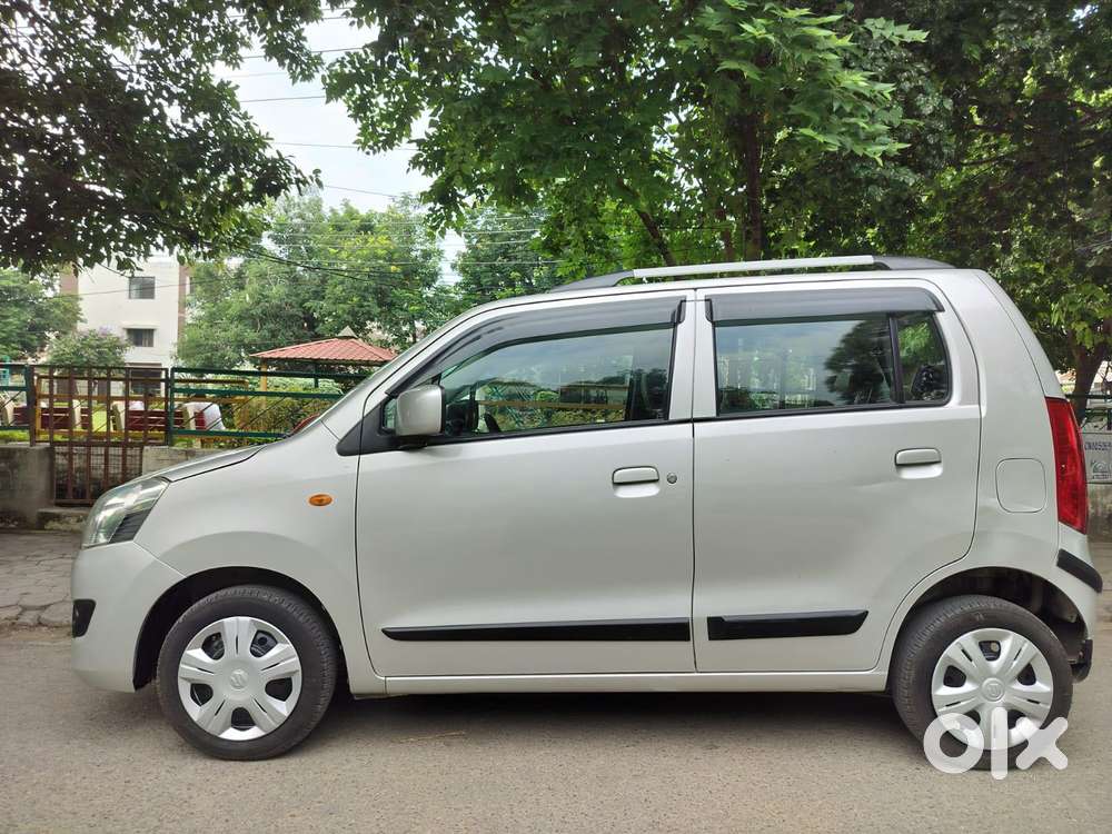 Maruti Suzuki Wagon R Vxi Amt Opt, 2016, Petrol