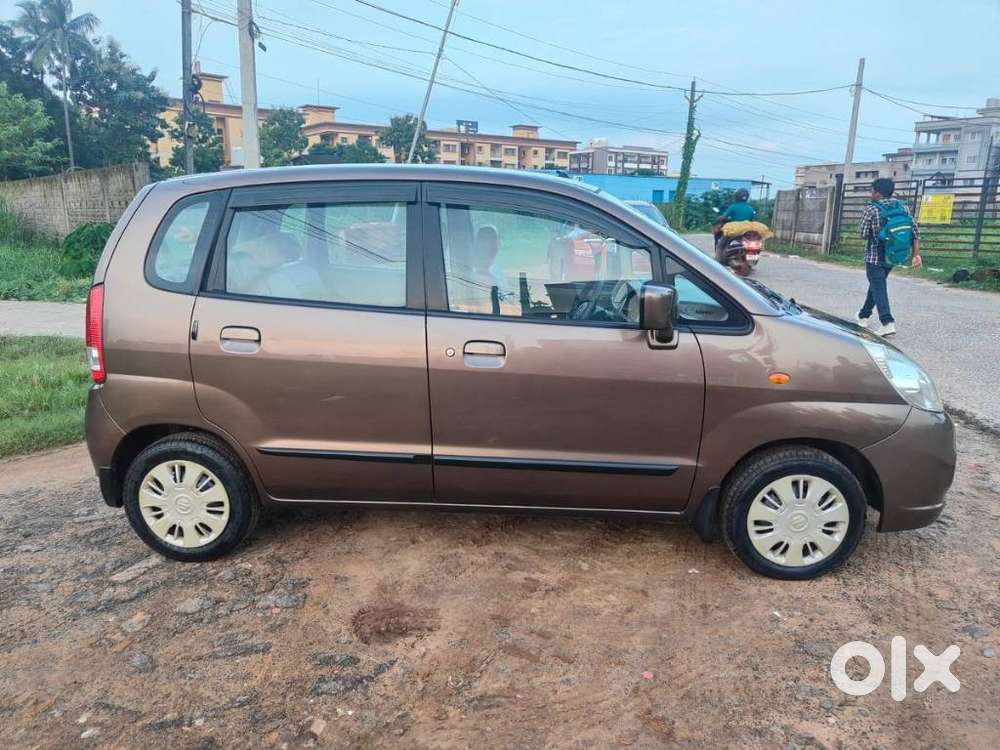 Maruti Suzuki Zen Estilo Vxi Bsiv, 2013, Petrol