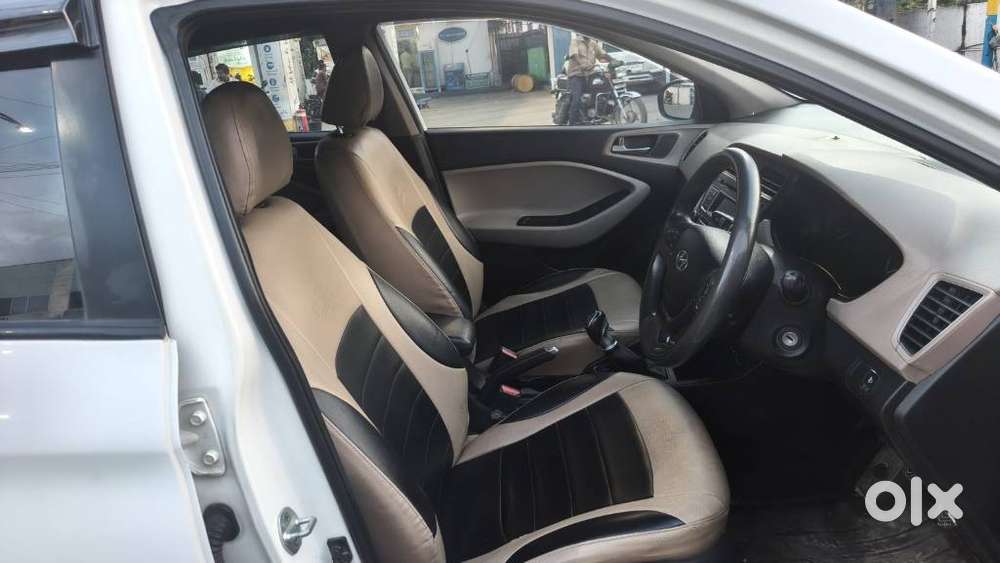 Hyundai Elite I20 Sportz (o) 1.4, 2015, Diesel