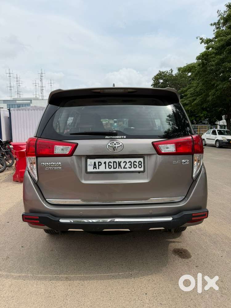 Toyota Innova Crysta 2016 Model Diesel