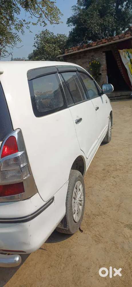 Toyota Innova Diesel 2016 Car