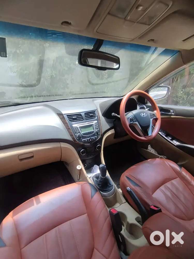 Hyundai Verna 2013 Petrol 100000 Km Driven
