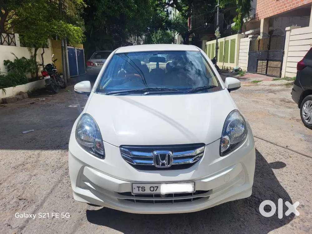 Only 17,000 Kms Honda Amaze Sx Petrol 2016