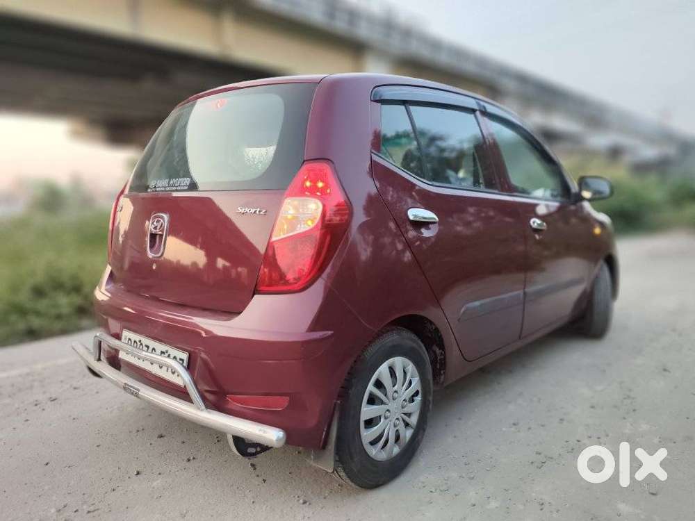 Hyundai I10 Sportz, 2014, Petrol