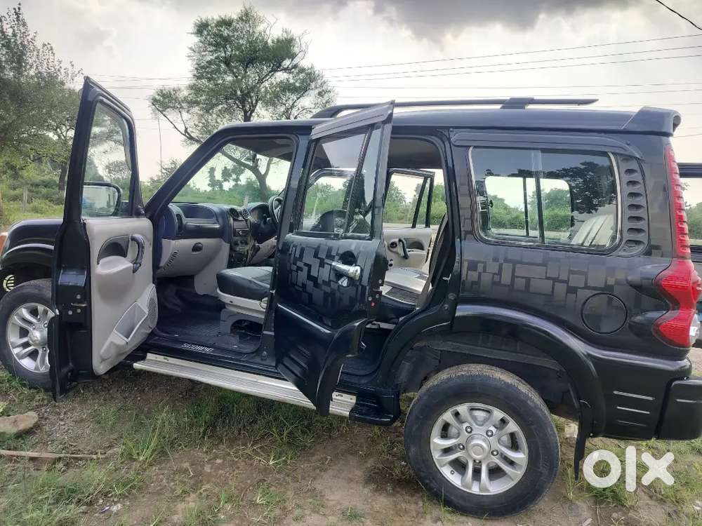 Mahindra Scorpio Classic 2007