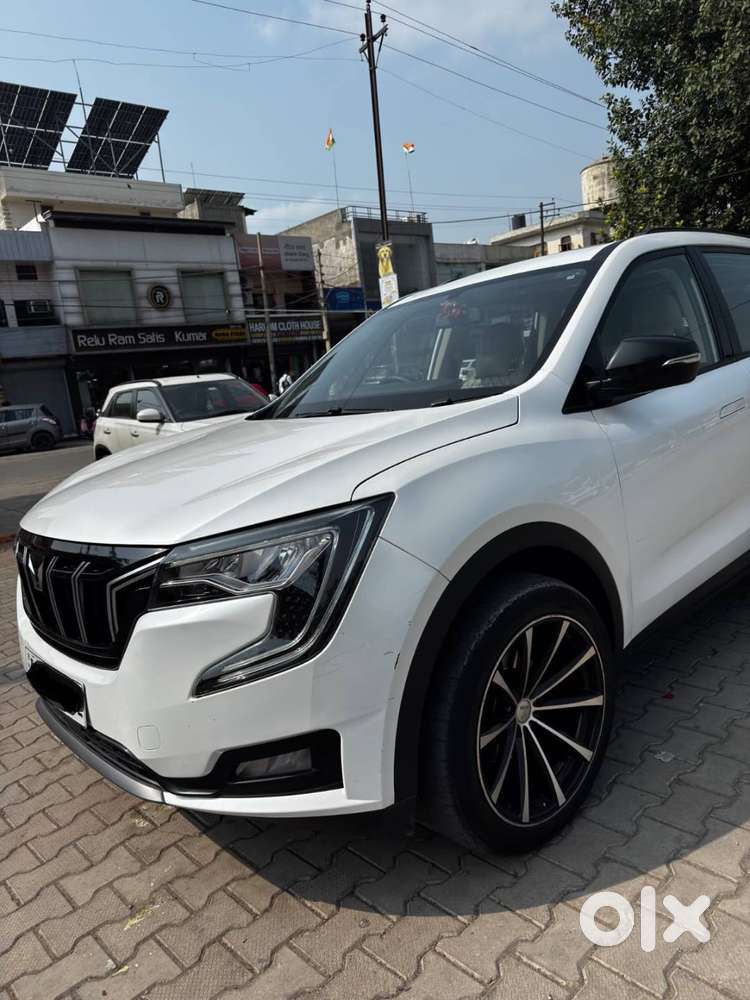 Mahindra Xuv700 Ax5 2023