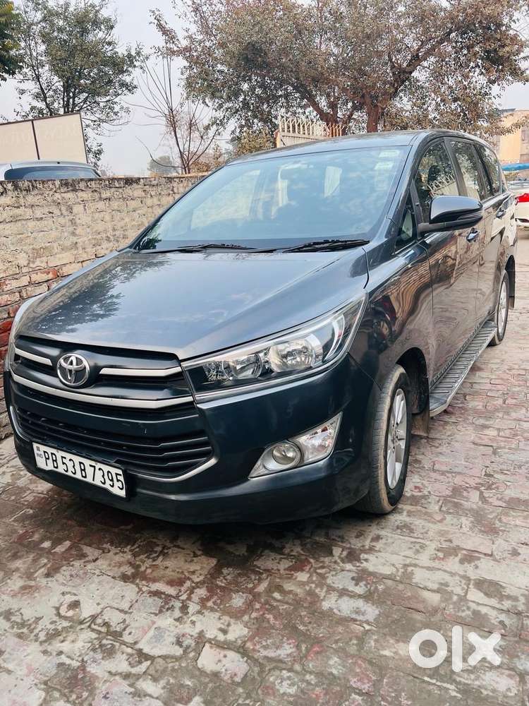 Toyota Innova Crysta 2.4 G 2019