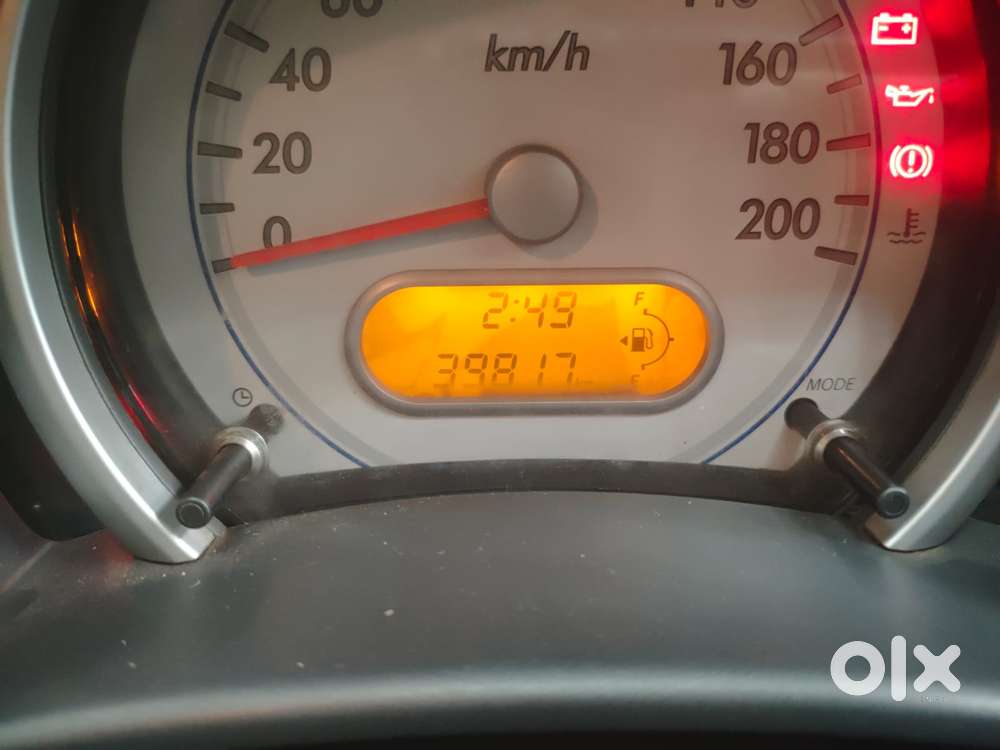 Maruti Suzuki Ritz Vxi, 2013, Petrol