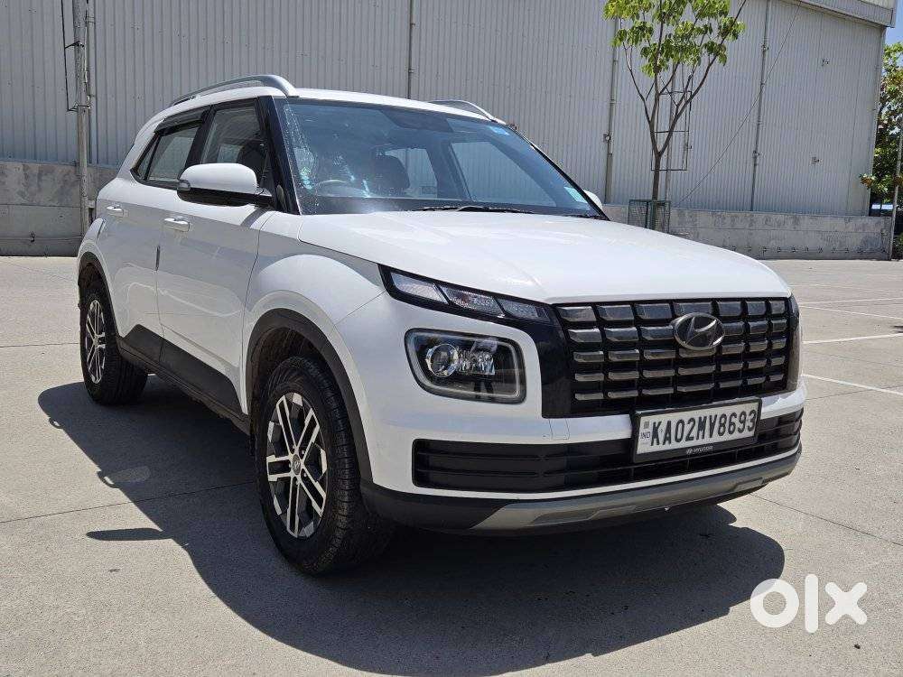 Hyundai Venue 1.2 S Plus, 2024, Petrol