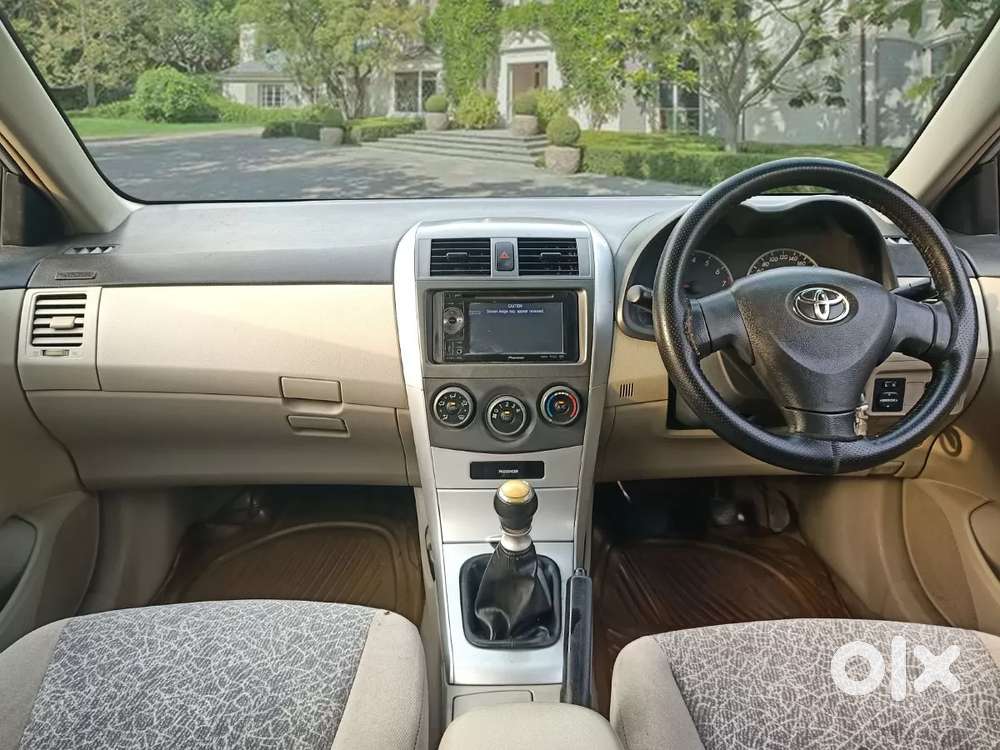 Toyota Corolla Altis [ ] 1.8 J, 2012, Petrol