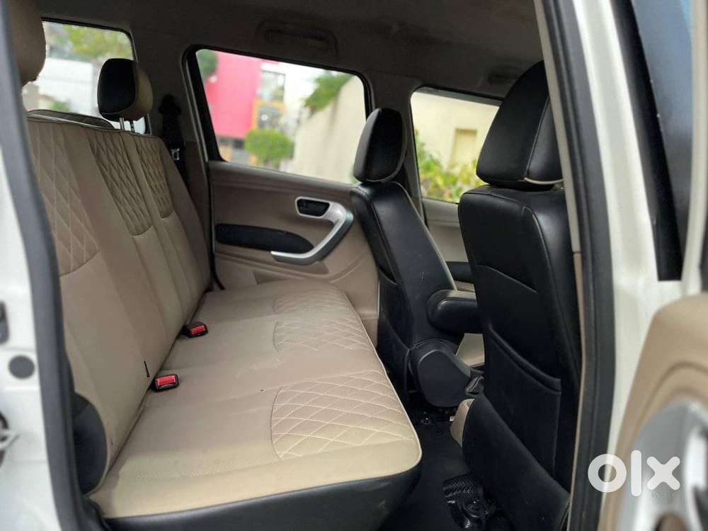 Mahindra Tuv 300, 2019, Diesel