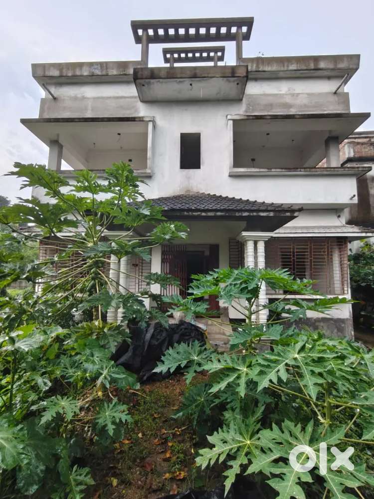 If anyone wants to take the complete building on rent, they can contac