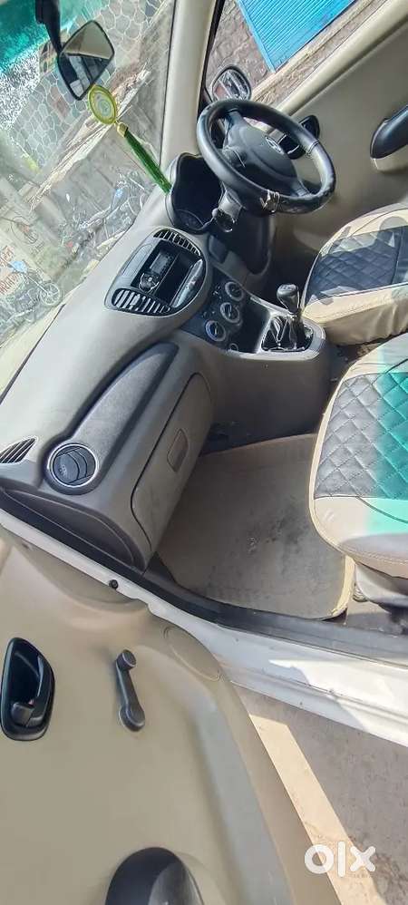 Hyundai I10 Cng Fitted 2016