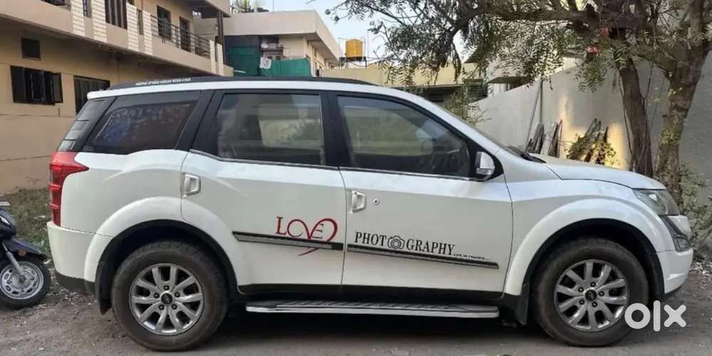 Mahindra Xuv500 W10 2016
