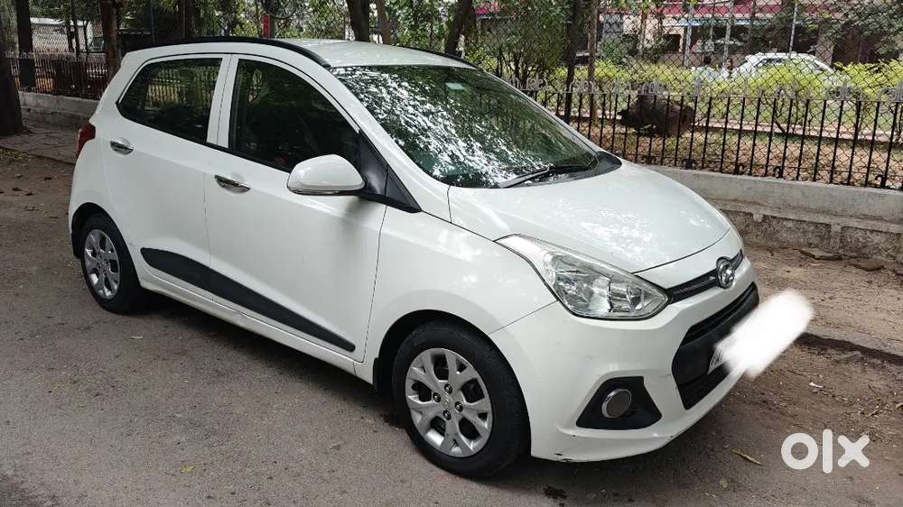 Hyundai Grand I10 Sportz 2014, Well Maintained.two Keys Available