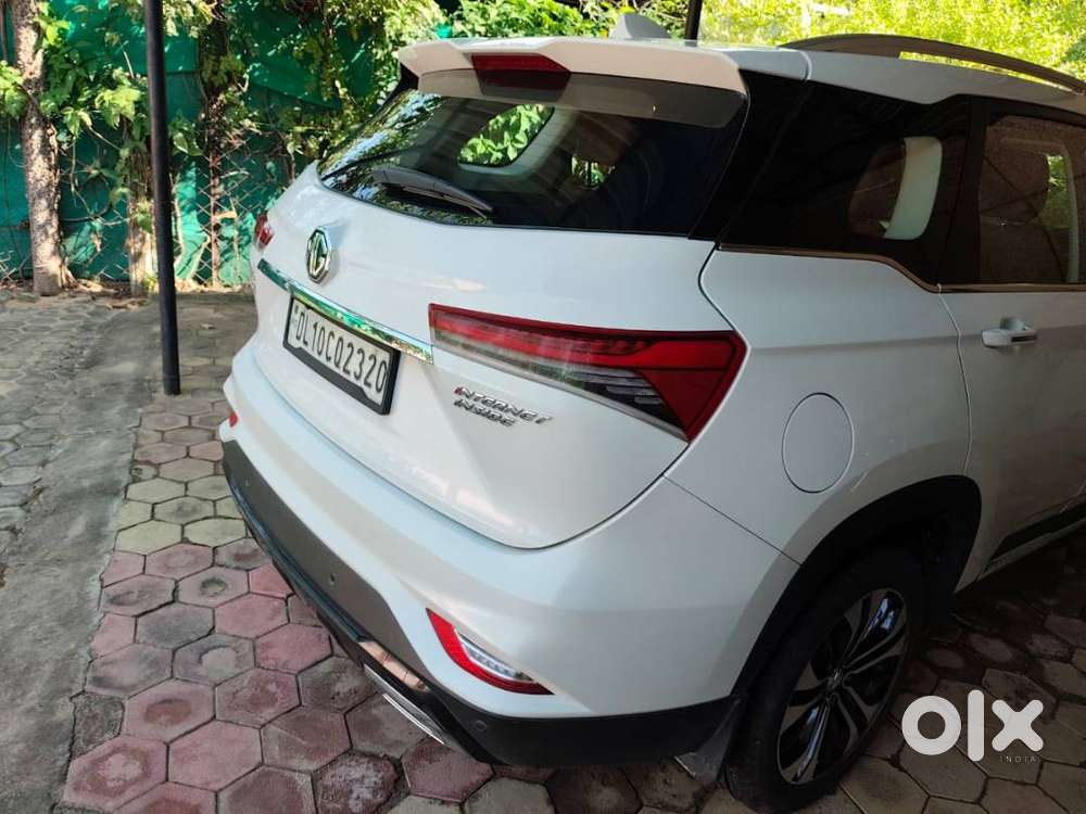 Mg Hector Plus 2021 Petrol 27200 Km Driven