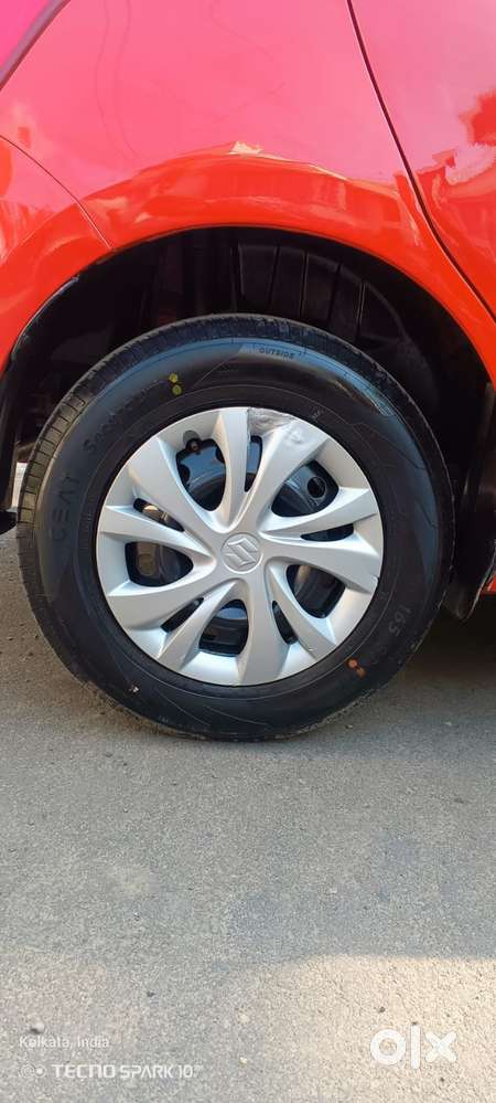 Maruti Suzuki Swift 1.2 Vxi (o), 2022, Petrol