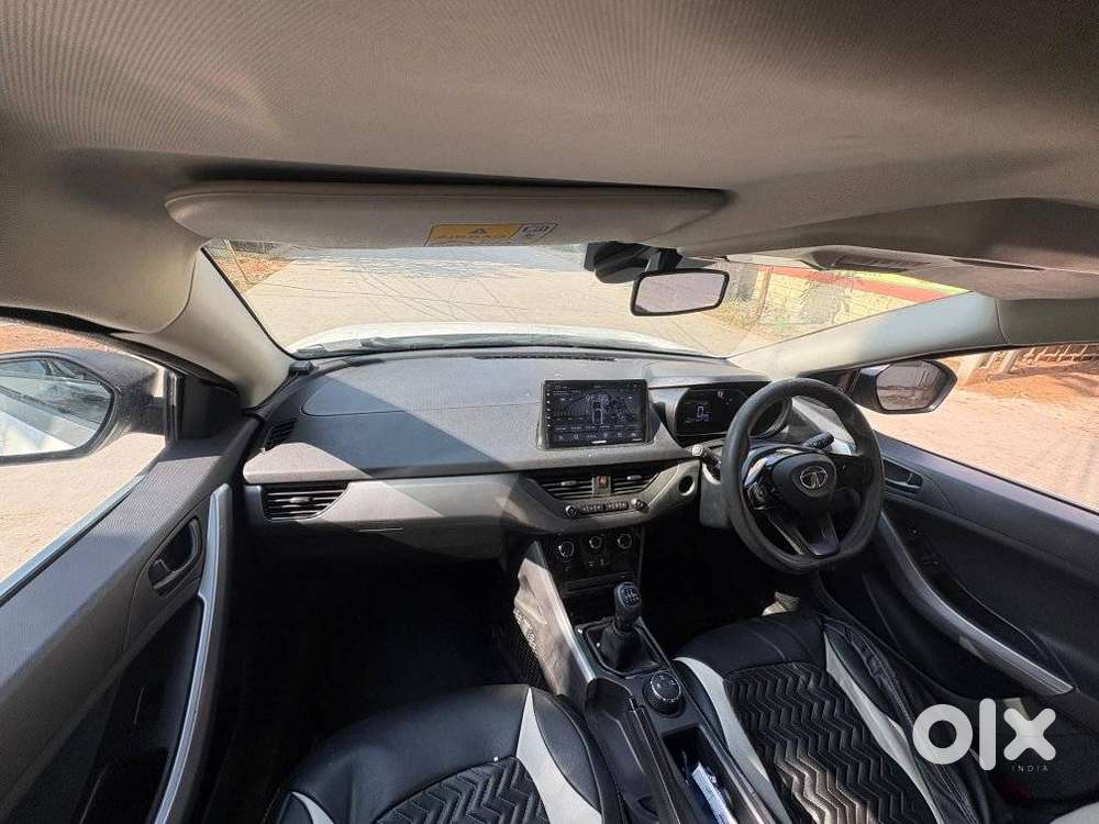 Tata Nexon 1.5 Revotorq Xm (s), 2022, Diesel