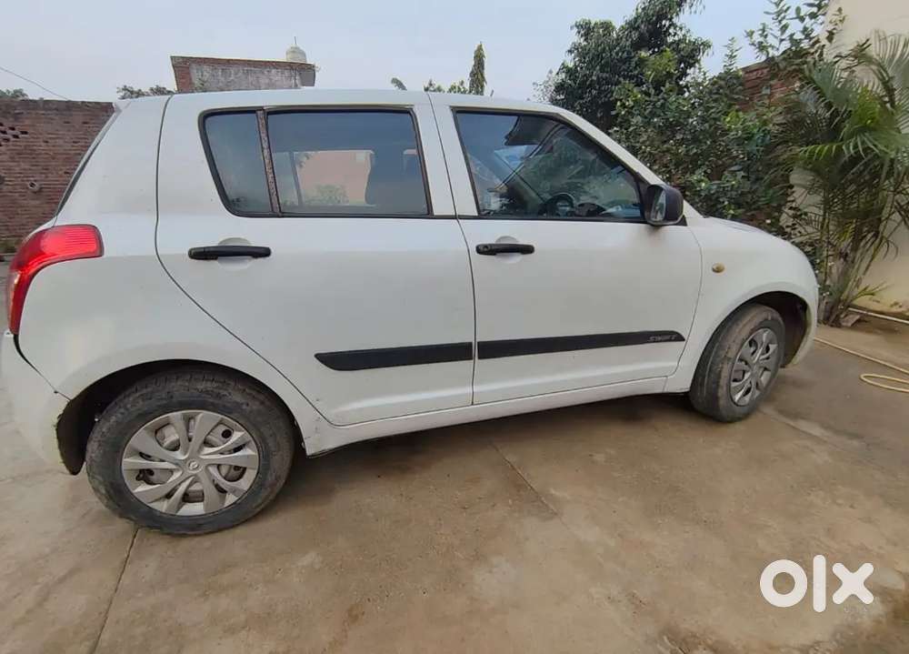 Good Condition,amroha Rto Transfer 
New Battery
Well Maintained