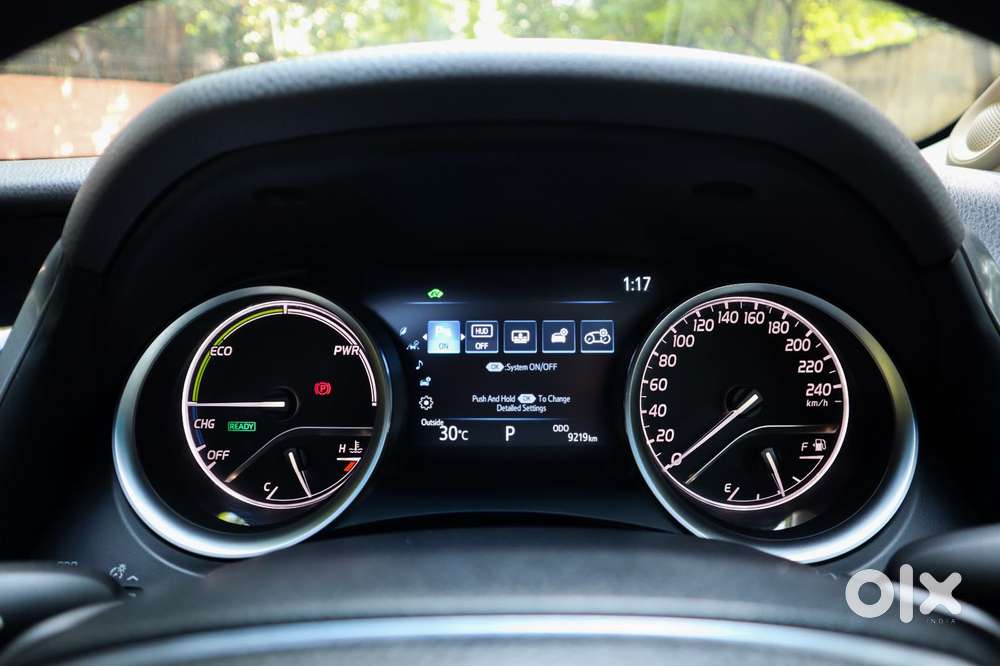Toyota Camry Hybrid, 2024, Petrol