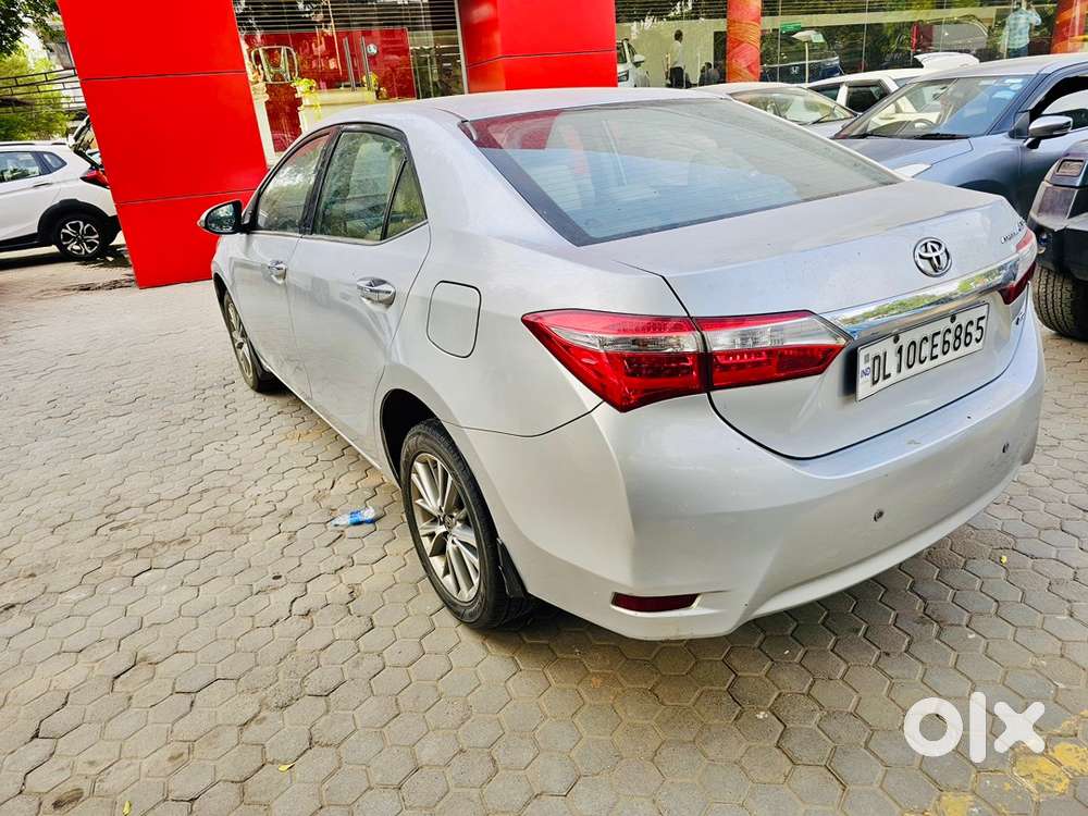 Toyota Corolla Altis 2014 1.8g Petrol