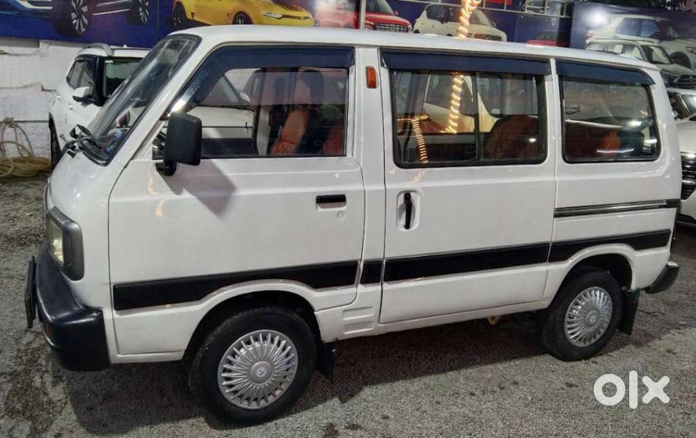 Maruti Suzuki Omni Mpi Std Bsiii 8-str W/ Immobiliser, 2017, Petrol