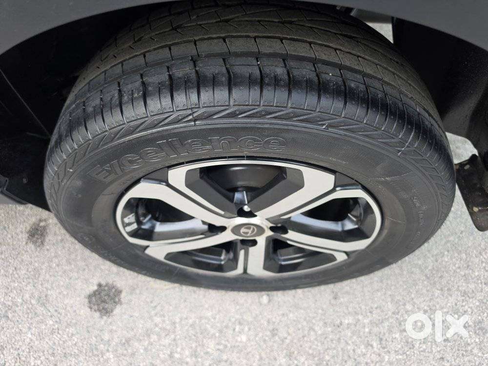 Tata Nexon 1.2 Revotron Xz Plus (s), 2023, Petrol