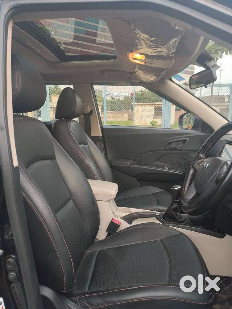 Mahindra Xuv300 W6, 2023, Petrol