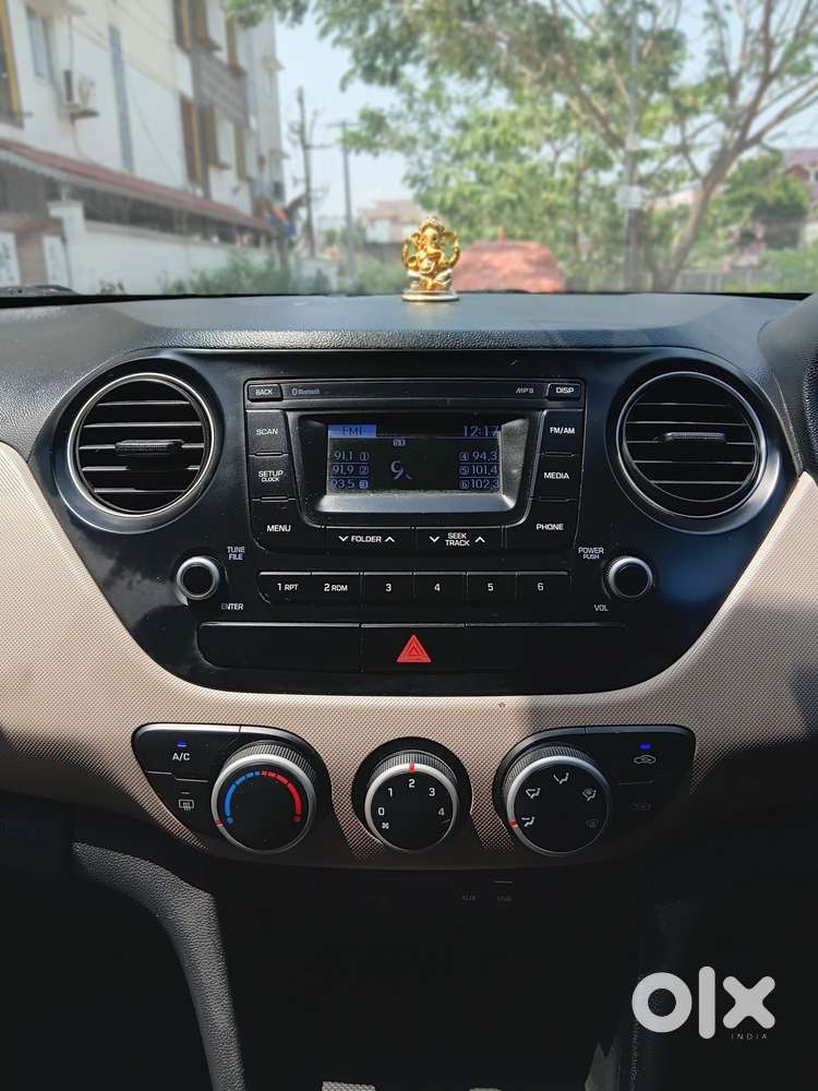 Hyundai Grand I10 2013-2016 Sportz, 2016, Petrol