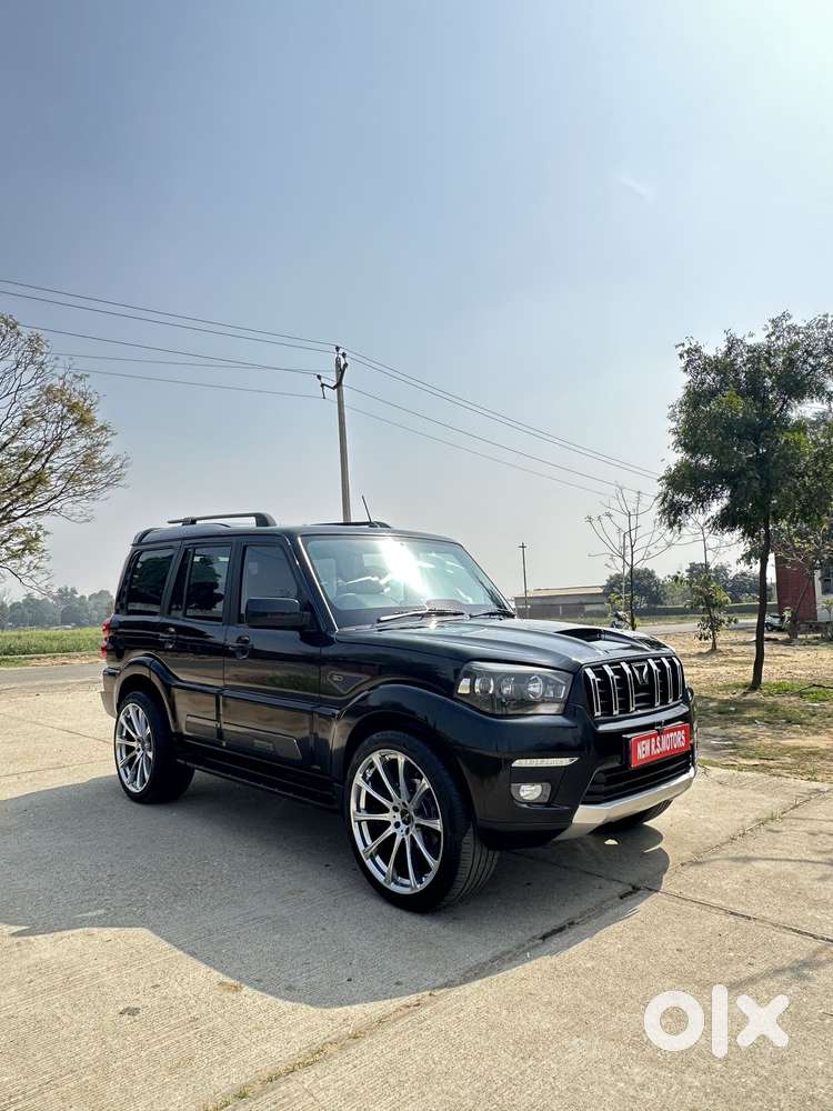 Mahindra Scorpio Classic 2.2 S 11 Mt 7 Cc, 2023, Diesel