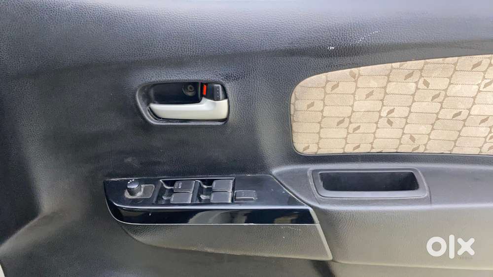 Maruti Suzuki Wagon R 1.0 Vxi, 2017, Petrol