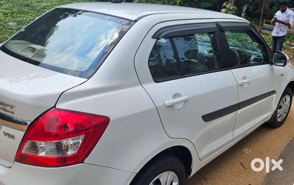 Maruti Suzuki Swift Dzire 2012 Diesel 87500 Km Driven