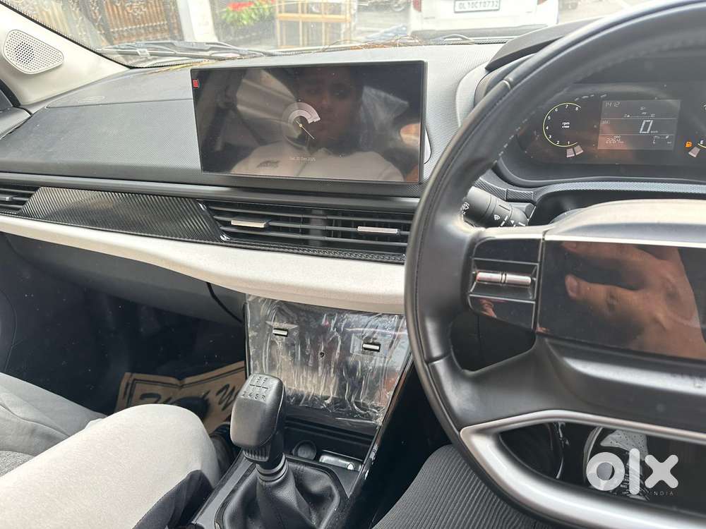 Tata Curvv Creative 1.2 Revotron Petrol 6mt, 2025, Petrol