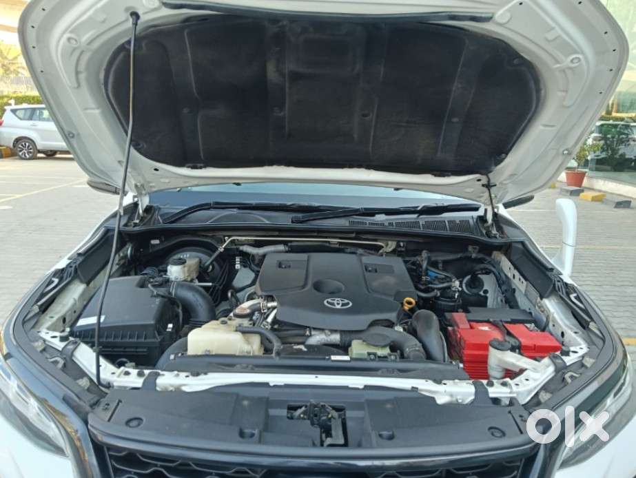 Toyota Fortuner Legender 4x2 At 2.8, 2024, Diesel