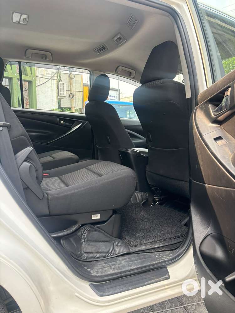 Toyota Innova Crysta 2.4 G Mt 7 Str, 2020, Diesel