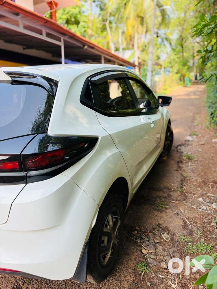Tata Altroz 2020 Petrol Well Maintained