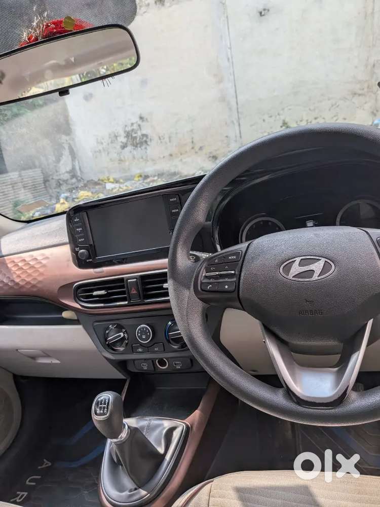 Hyundai Aura Sx Cng 2024 Manual