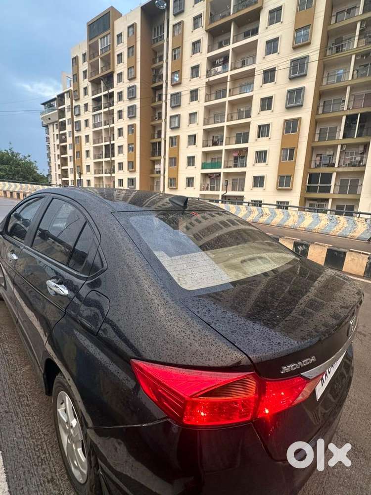 The Honda City I-vtec 2014