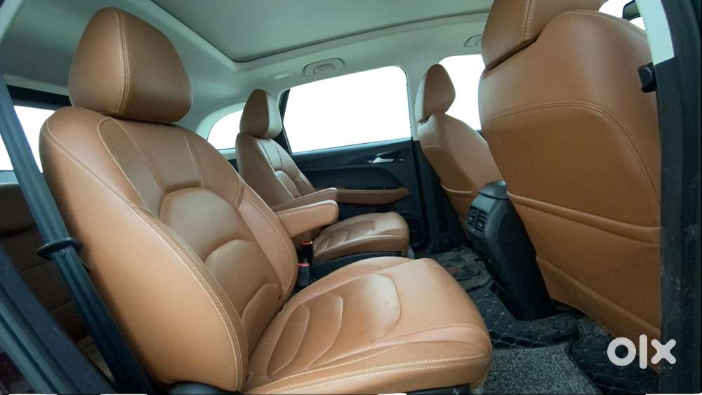 Mg Hector Plus 1.5 Hybrid Sharp Turbo 6 Str, 2021, Petrol