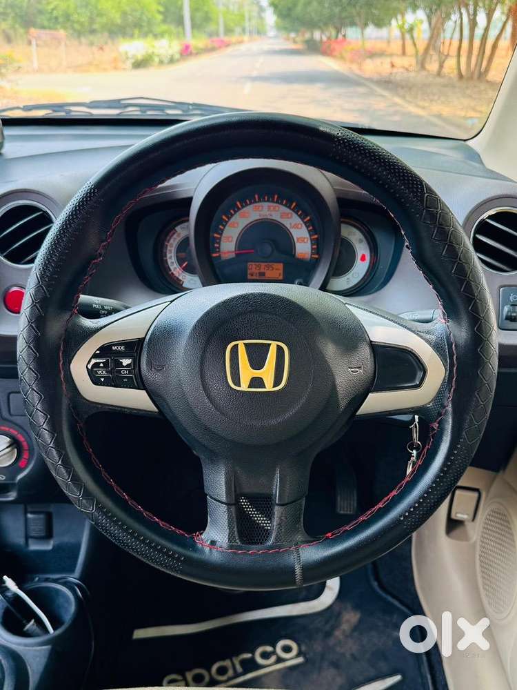 Honda Brio Smt (petrol) 2011/2nd Owner