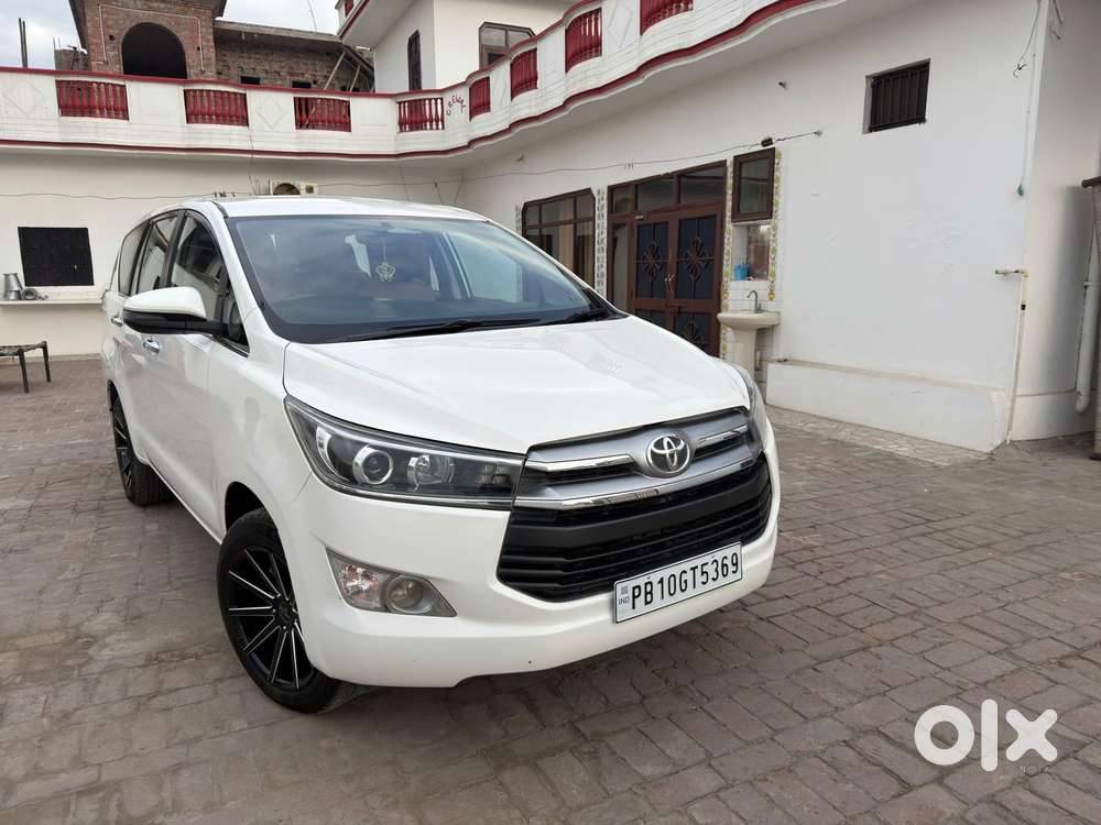 Toyota Innova Crysta 2.4 V, 2018, Diesel