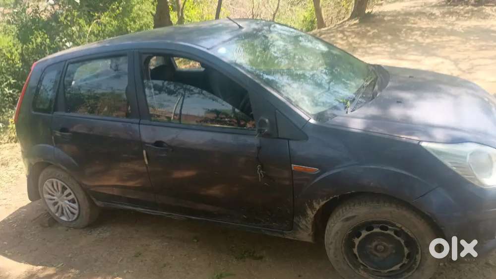 Ford Figo 2014 Diesel 84000 Km Driven