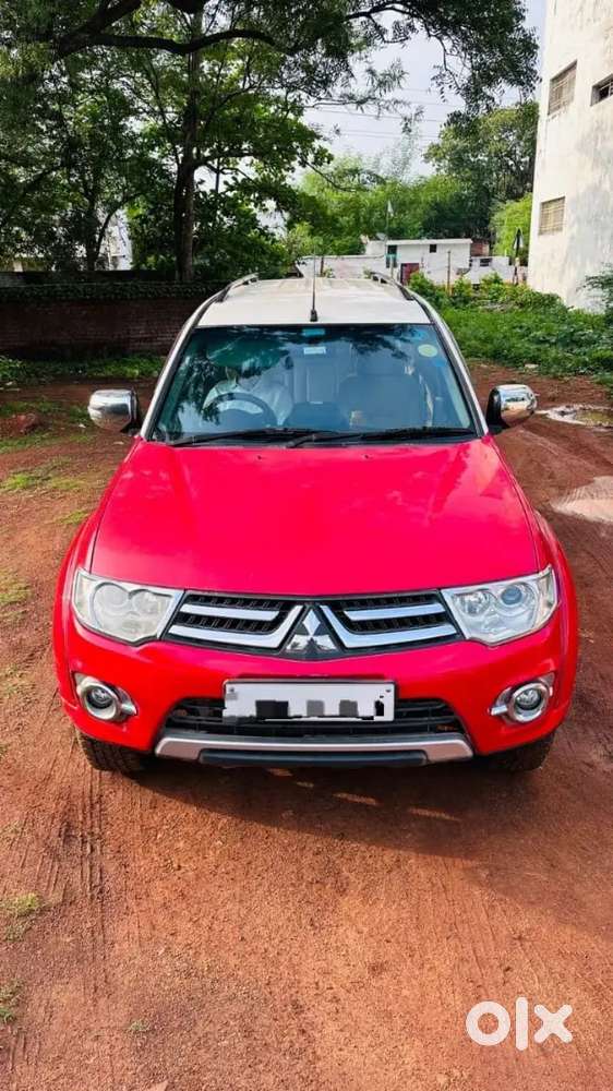 Mitsubishi Pajero Glx 2014