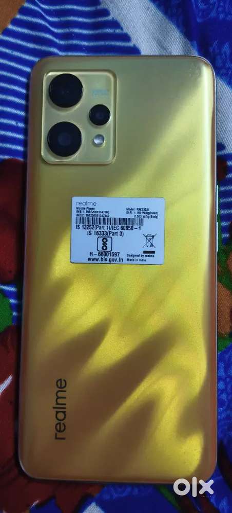 Selling realme phone