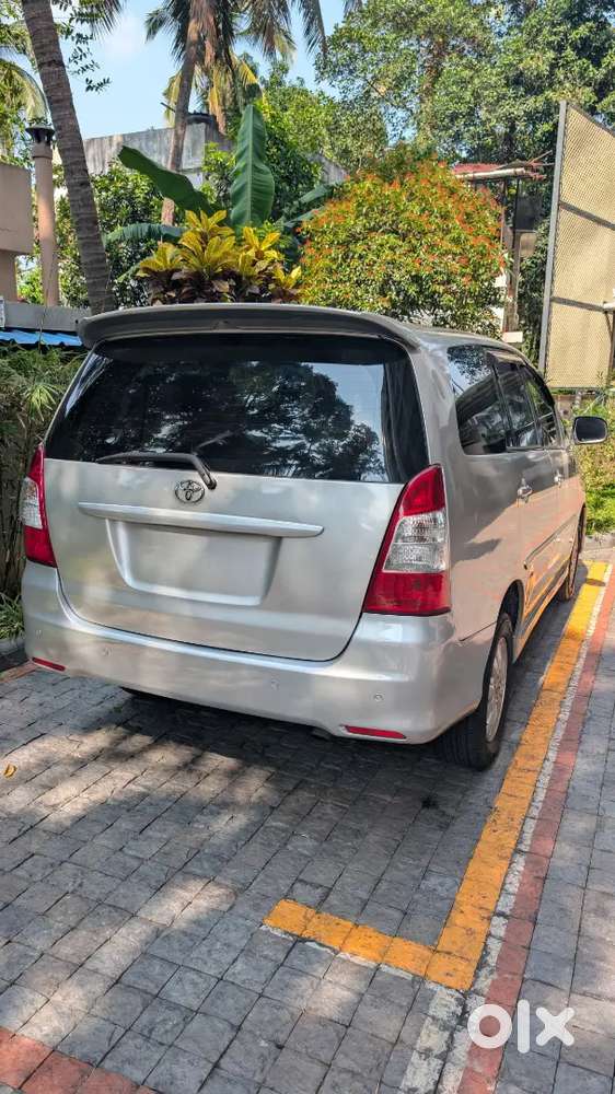 Toyota Innova V 2009 Diesel Well Maintained - Original Kerala