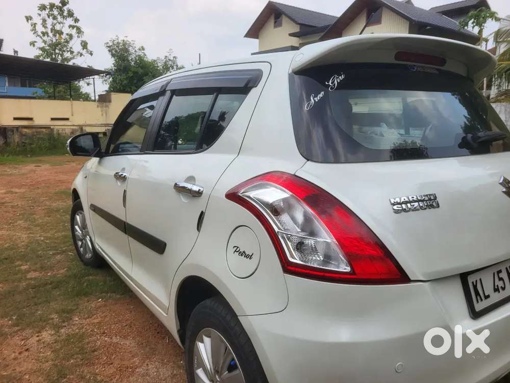 Maruti Suzuki Swift 2016 Zxi Full Option Petrol.