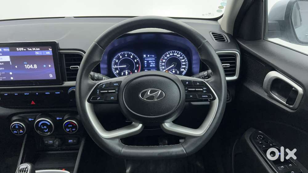 Hyundai Venue 1.0 Sx (o) Turbo Imt, 2022, Petrol