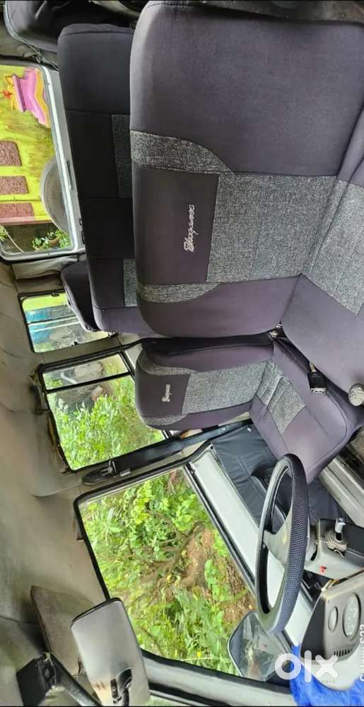 Tata Sumo _ White